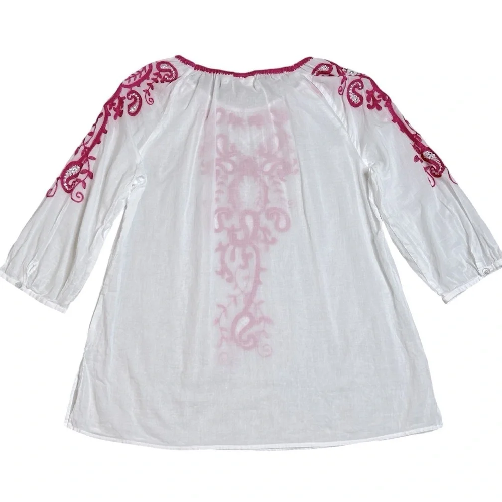 CHICO'S Anelle Blouse 3/4 sleeves Embroidered Embellished White Fuchsia Like new - Picture 12 of 16